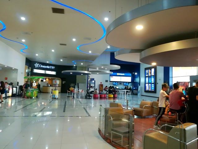 Cinepolis Galerias